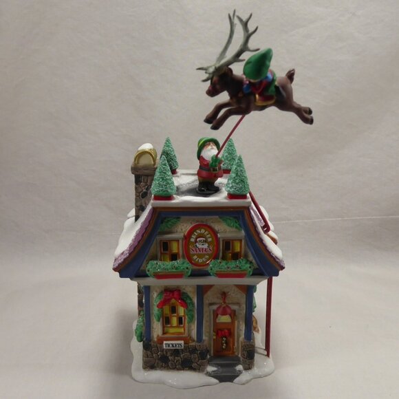 Dept 56 Santa's Reindeer Rides North Pole Series Christmas Village House 2002 - Picture 2 of 11